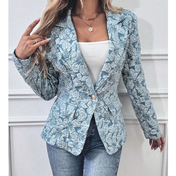 Classic Floral Textured Button Minimalist Blazer - Picture 4 of 10